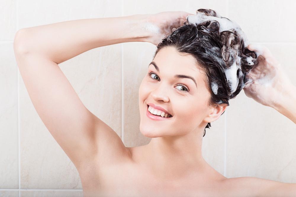 Say ‘Goodbye’ to dry hair with moisturizing shampoos for dry hair