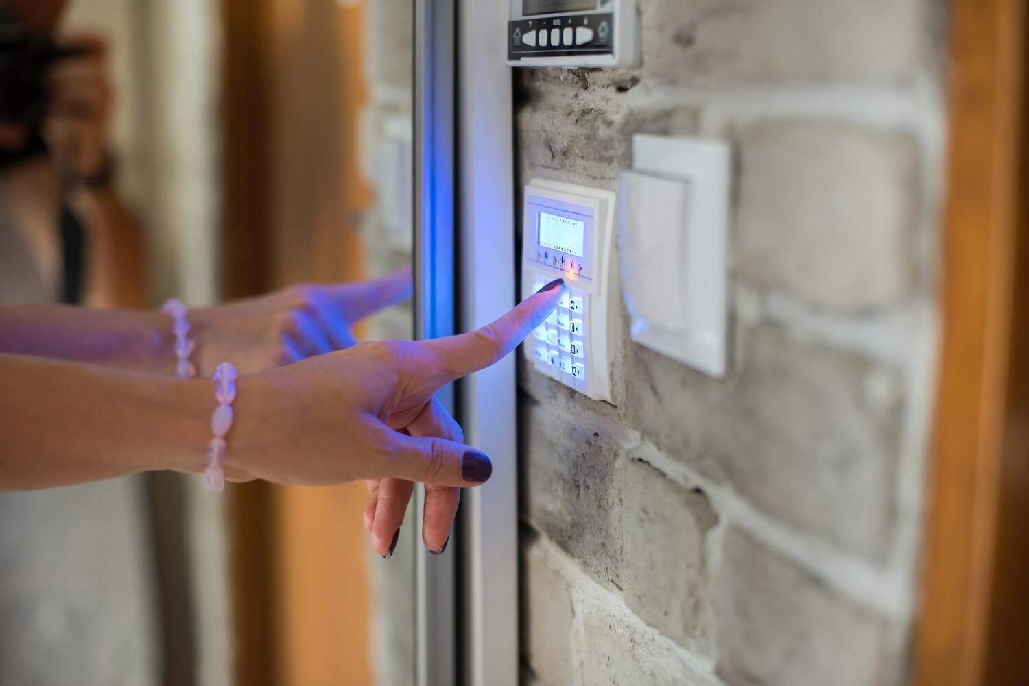 The 5 Most Important Features of Alarm Systems